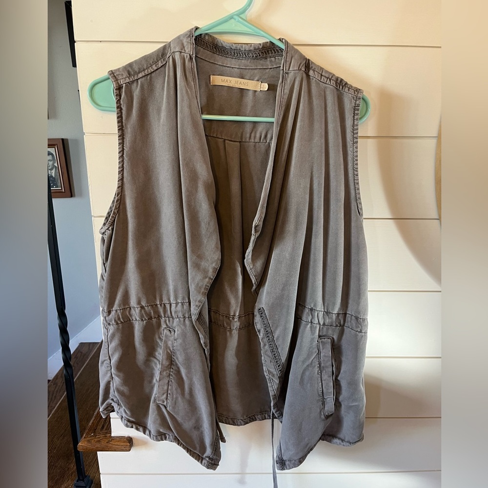 Max Jeans cute vest.  Size small